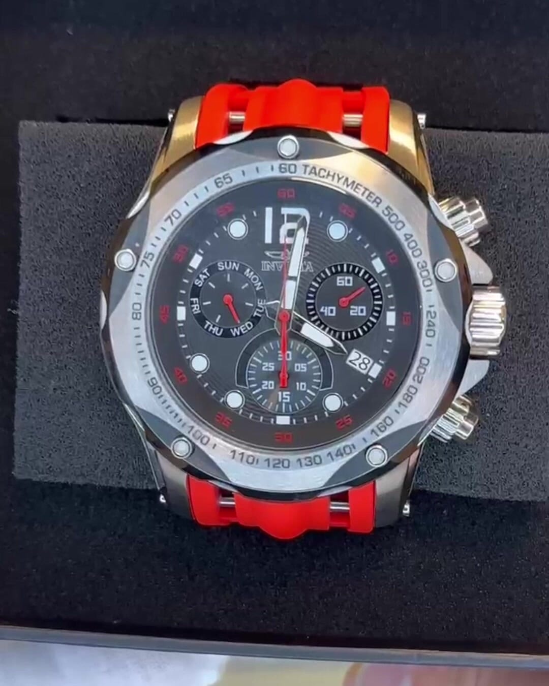 Invicta Speedway Men's Watches (Mod: 33934) | Invicta Watches