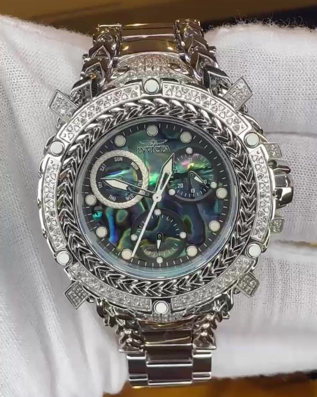 Iced hot sale out invicta