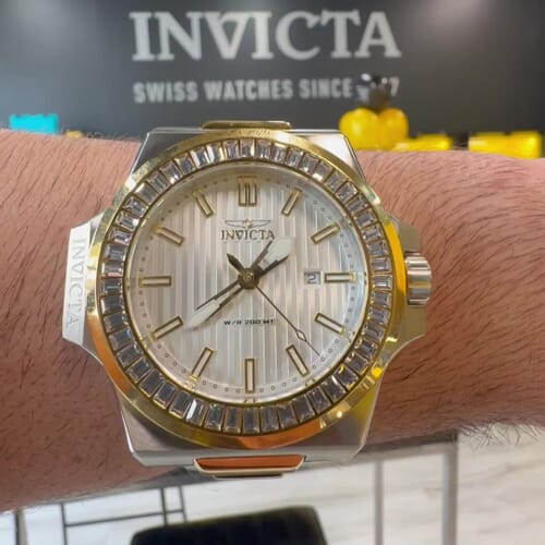 圧倒的迫力☆クリスタル☆スイスムーブ INVICTA AKULA 43380 